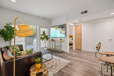 11 Best Walk location of SM Apartment in Santa Monica