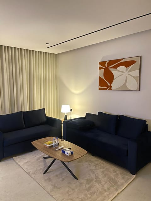 غرفة وصالة بتصميم مودرن حي السليمانية دخوُل ذكي Apartment in Riyadh