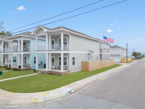 Property building, Day, Neighbourhood, Street view