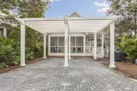 Mia's Beach House Watercolor 3 BR - 3.5 BA House in South Walton County