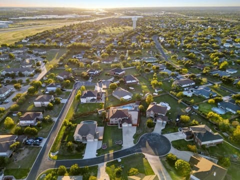 Neighbourhood, City view