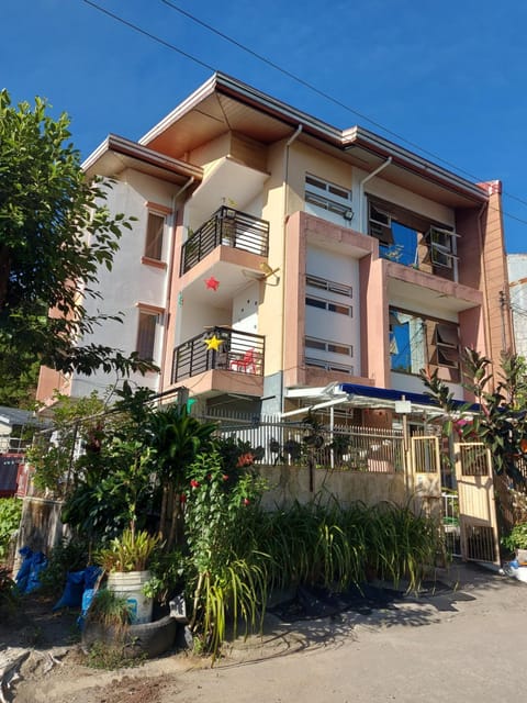 The Greens Home & Garden -ENTIRE 2nd FLOOR 3 Bedroom Unit Condo in Baguio