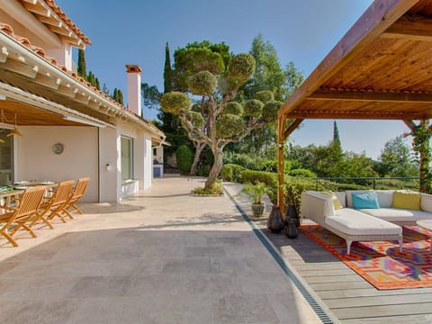 Villa provençale rénovée avec piscine, WiFi - FR-1-726-34 Villa in La Croix-Valmer