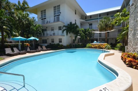 Suites at Coral Resorts Condo in Key Biscayne