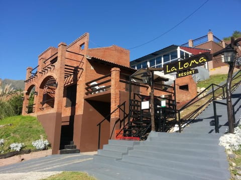 Facade/entrance, Autumn, On site