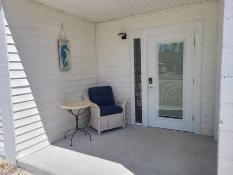 Patio, Seating area