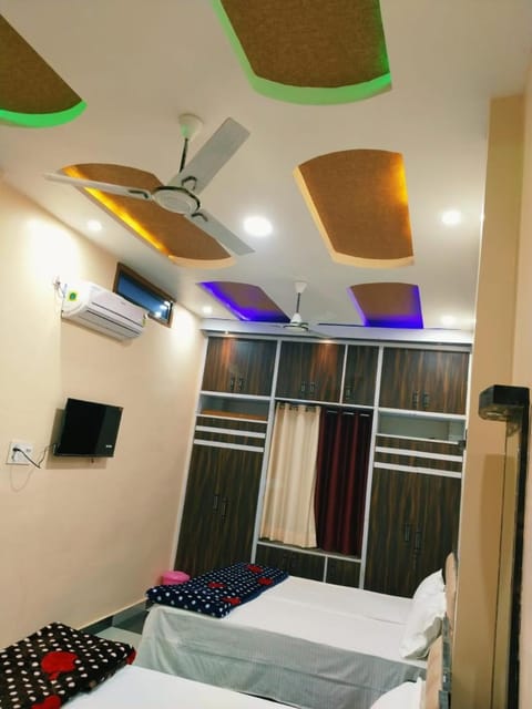 Mishra Guesthouse Vacation rental in Varanasi