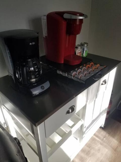 5 minutes by car to OU, 2 Bedroom, 1.5 bath, Wi-Fi House in Ohio