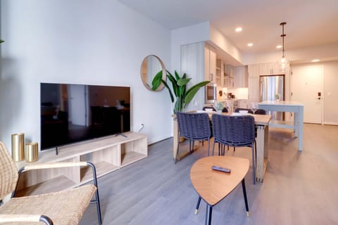 Experience Comfort and Style at Clarendon Apartment in Arlington