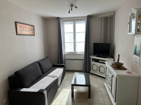 Charmant T3 à Hendaye, proche plage et commerces, avec parking privé et WiFi - FR-1-239-1018 Apartment in Hendaye