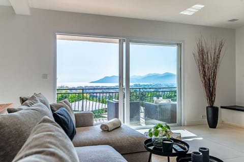 Balcony/Terrace, Seating area, Sea view