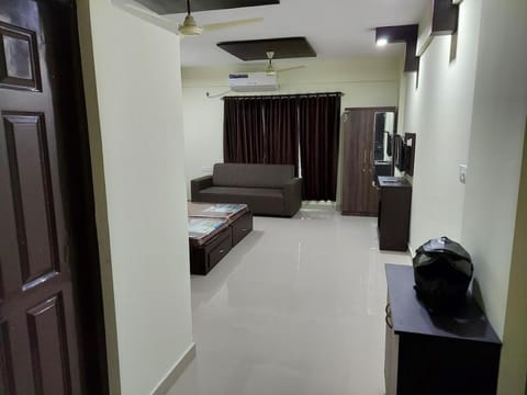 Apple Condominio in Kochi