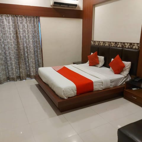 HOTEL SHREENATH Hôtel in Ahmedabad