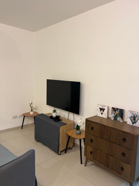 דירת גן מדרך עוז Garden Apartment Apartment in Haifa District