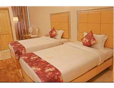 Hotel Galaxy Grand, Lucknow Vacation rental in Lucknow