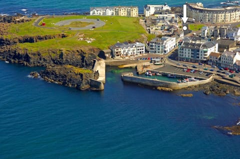 Property building, Bird's eye view, Sea view