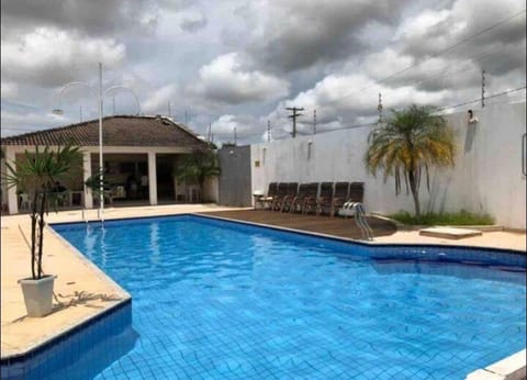 Quarto em casa de condominio fechado Vacation rental in Santarém