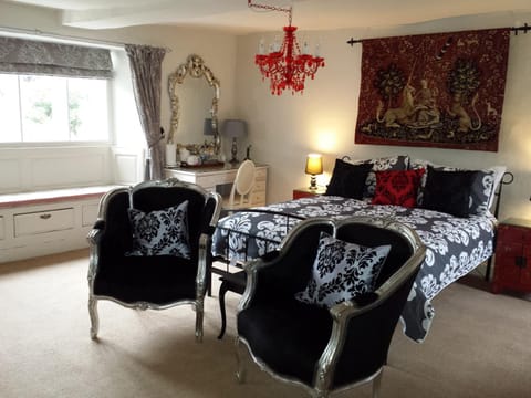 Longbridge House Bed and Breakfast in Shepton Mallet