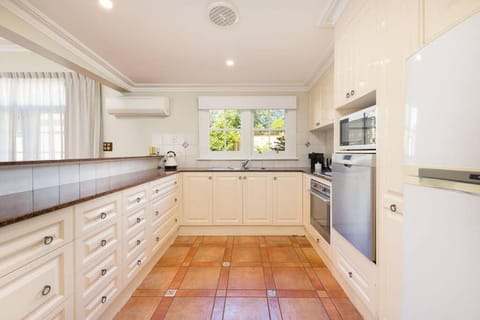 Porters Cottage Classic House in Wodonga