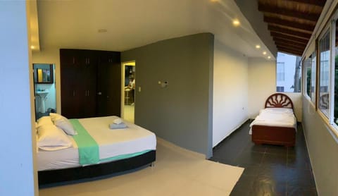 Photo of the whole room, Bedroom