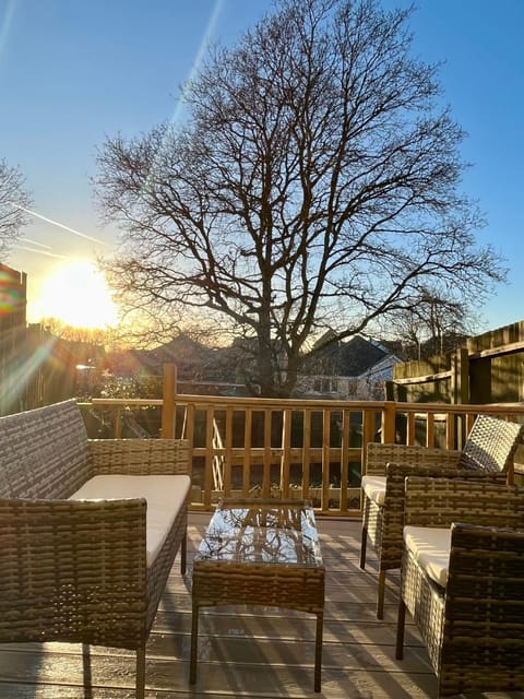 Balcony/Terrace, Garden view, Sunset