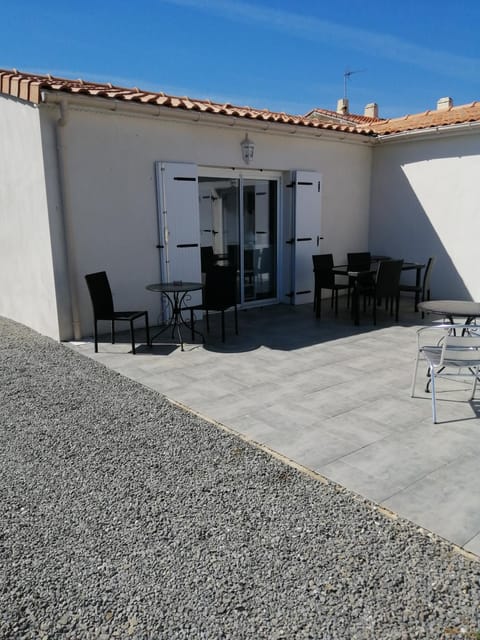 Property building, Patio