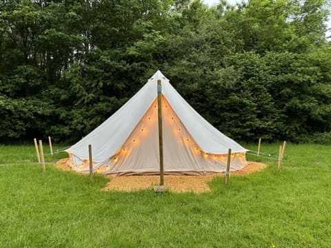 Ash Bell Tent House in Wyre Forest District