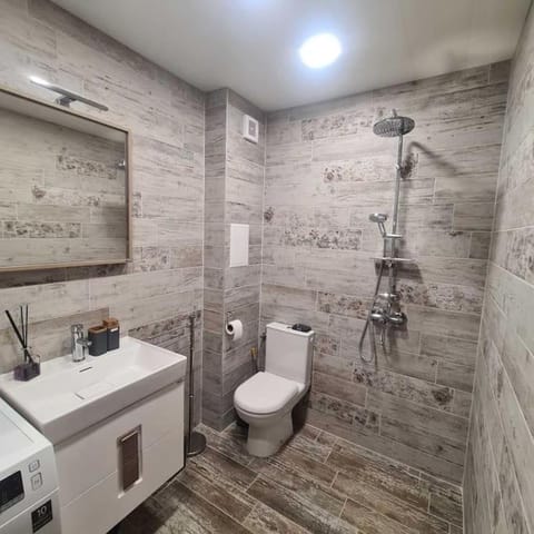 Fully Furnished Apartment-B7 Apartment in Varna