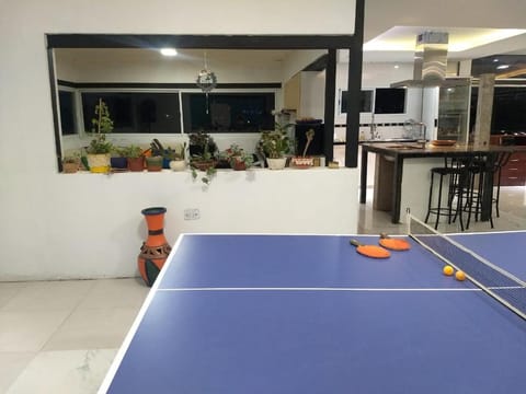 Game Room, Table tennis