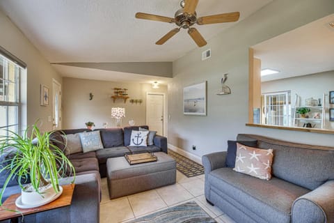 Lovely Merritt Island Home with Kayak and Fire Pit! House in Merritt Island