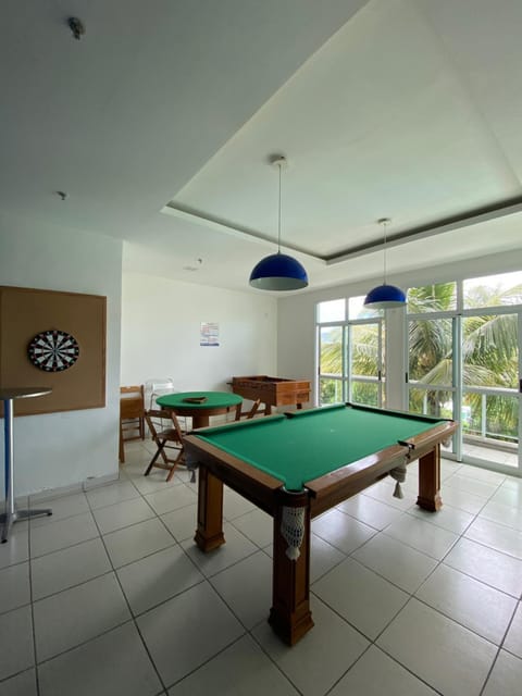 Billiard, Game Room