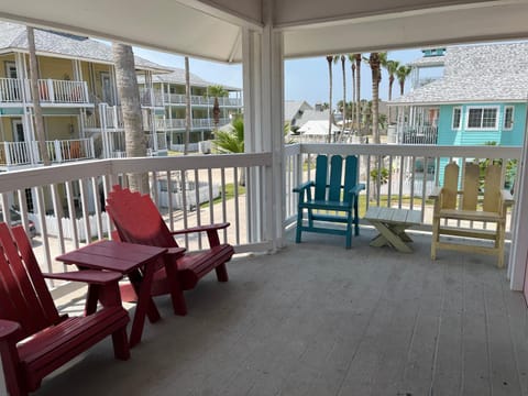 Seashell Village Resort near the beach with kitchens Hotel in Port Aransas