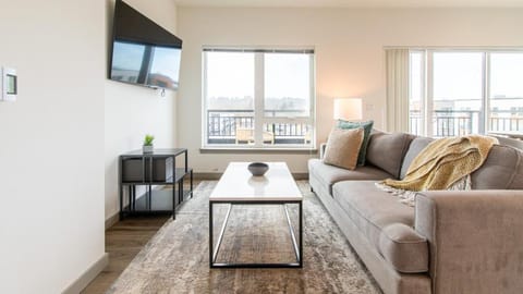 Landing Modern Apartment with Amazing Amenities (ID1963X58) Condo in Kent