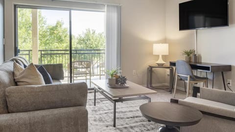 Landing Modern Apartment with Amazing Amenities (ID9825X52) Condo in Euless
