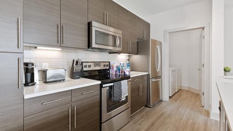 Landing Modern Apartment with Amazing Amenities (ID4420X29) Apartment in Short Pump