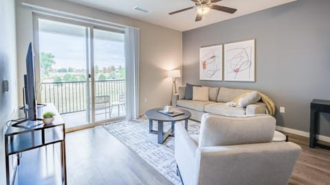 Landing Modern Apartment with Amazing Amenities (ID7516X47) Condo in Highlands Ranch