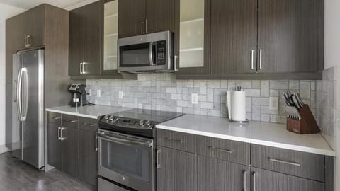 Landing Modern Apartment with Amazing Amenities (ID7967X54) Condo in Plano