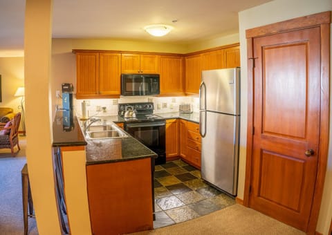 2205 - Two Bedroom Den Standard Eagle Springs East condo Apartment in Wasatch County