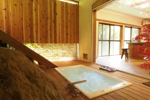 BBQ施設徒歩圏内&露天風呂付き&箱根を大勢で遊びたい &癒されたい House in Hakone
