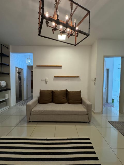 The Borneo Suite - Group of 6 - 8 pax Apartment in Kota Kinabalu