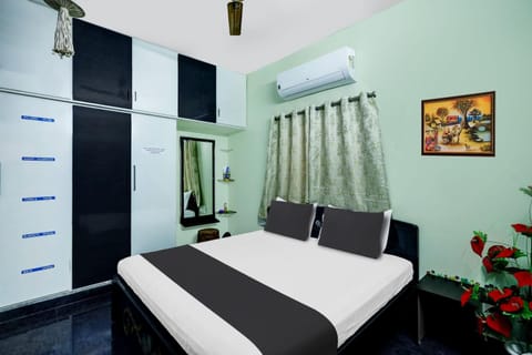 OYO SS Home Stay - An Unique Home Stay Hotel in Tirupati