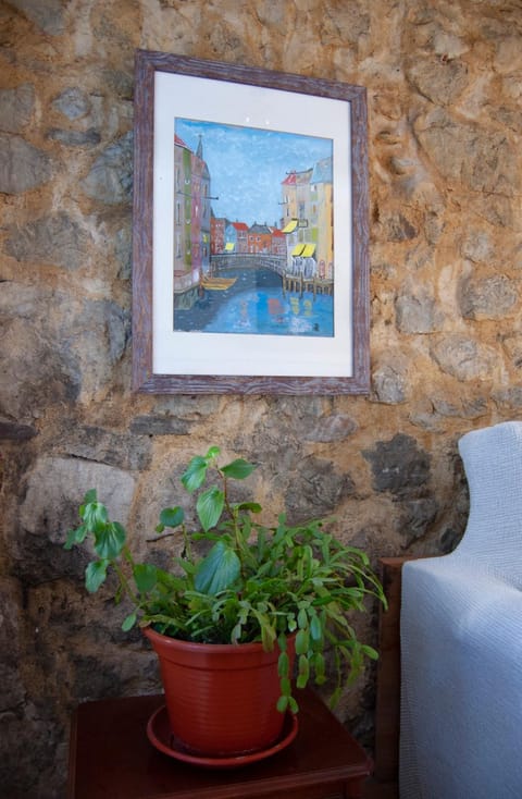 Living room, Decorative detail