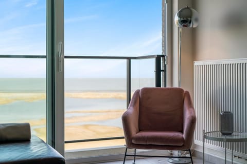 Seating area, Sea view