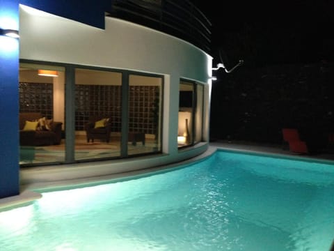 Villa Serena -your exclusive private swimming pool Villa in Palmela