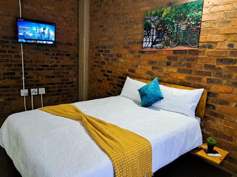 Views on main: Craftsmanship hotel Appartamento in Johannesburg