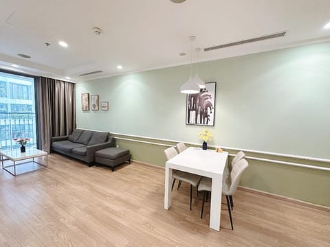 Lovely 2BR Apt in City Center Apartment in Hanoi