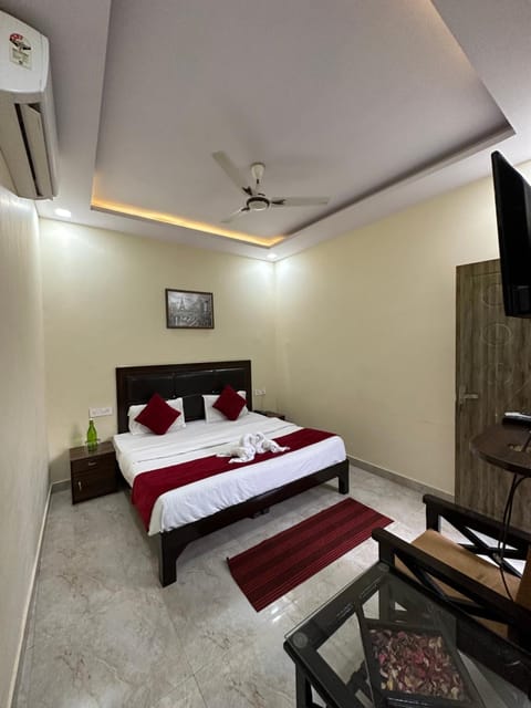 karmatic Yoga Bed and Breakfast in Rishikesh