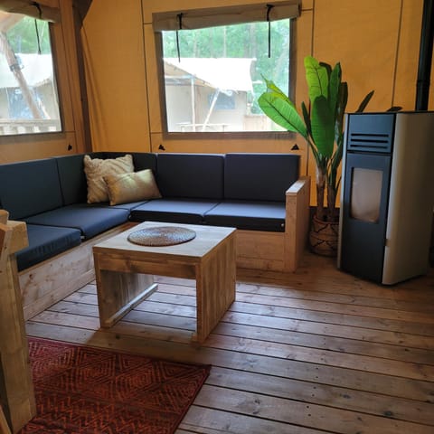 Ecolodges De Dreef Luxury tent in Renesse