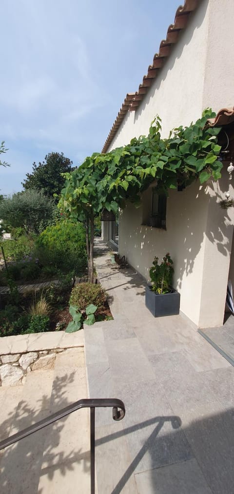 PLEIN SUD House in Vence