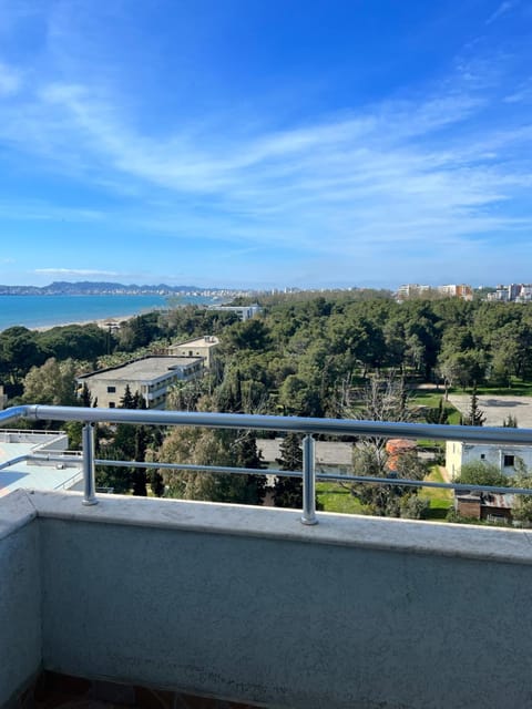 Day, Natural landscape, View (from property/room), Balcony/Terrace, City view, Sea view